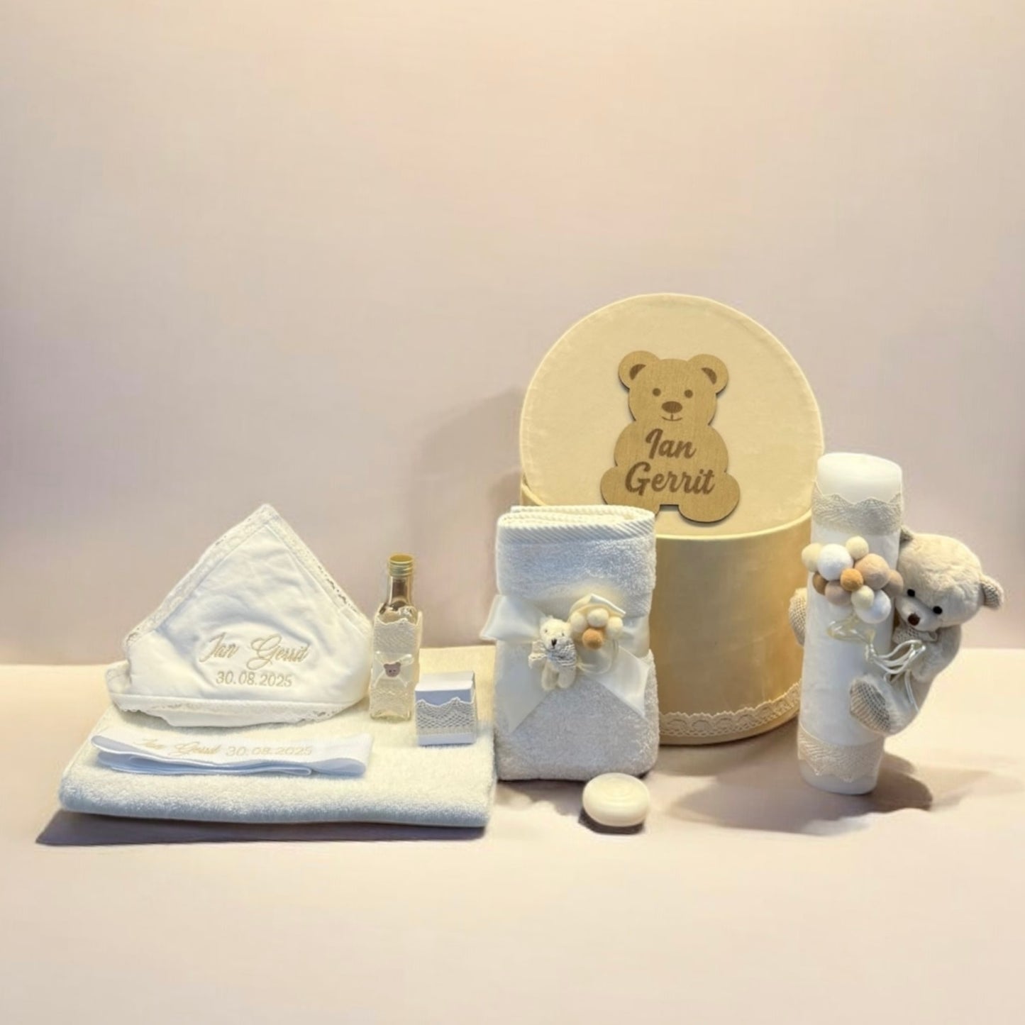 Cufar, trusou botez si lumanare personalizate