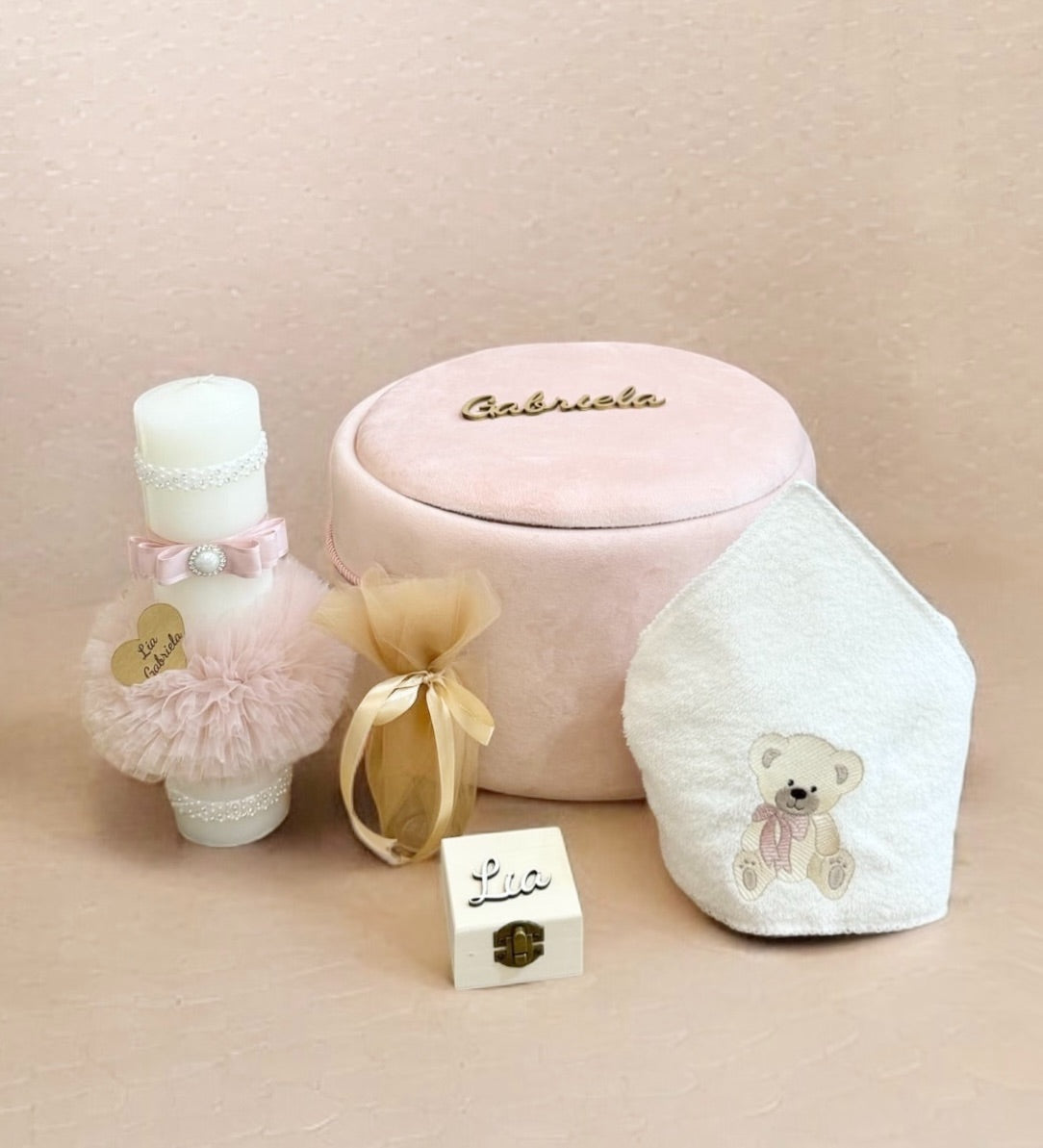 Cufar, trusou si lumanare botez persinalizate