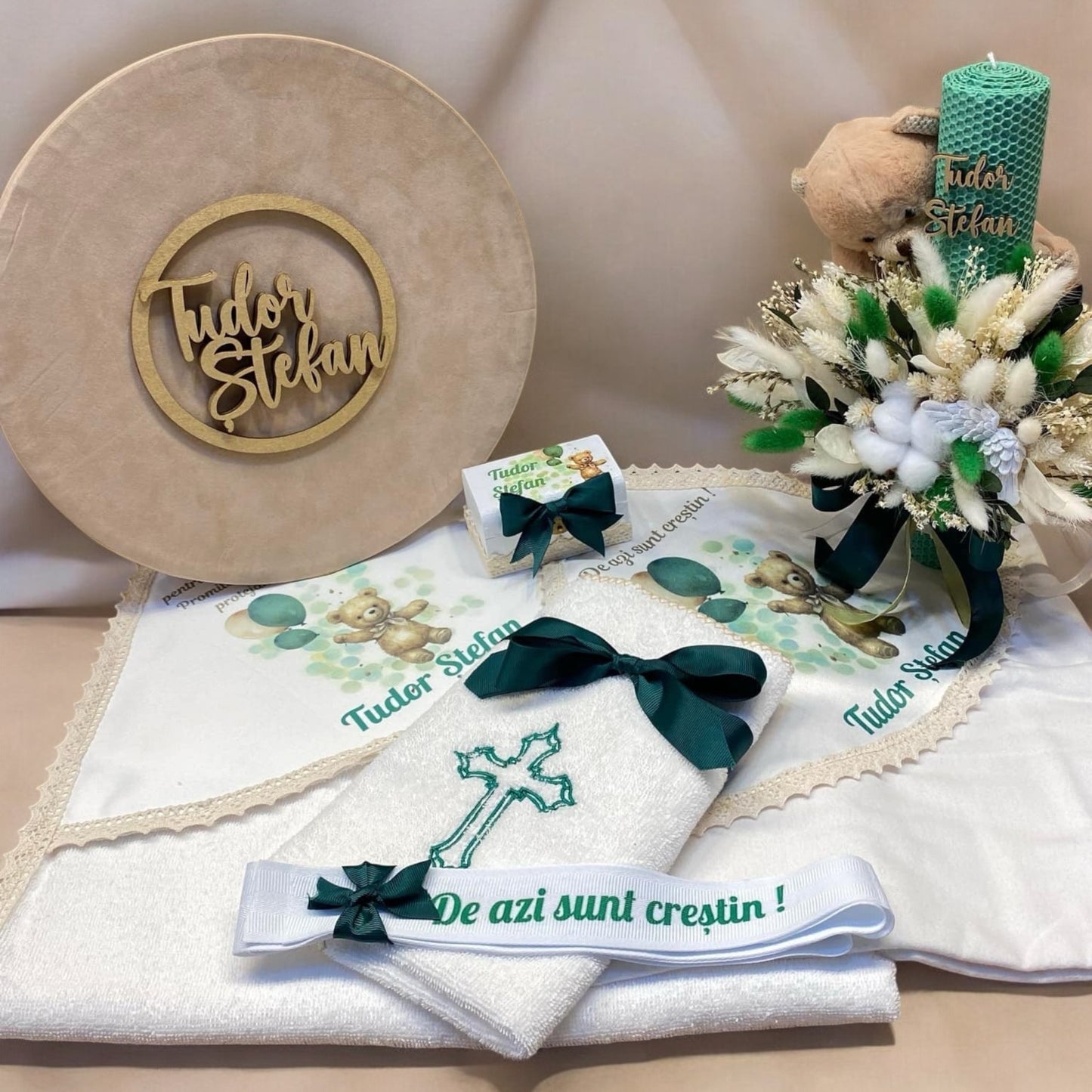 Cufar trusou lumanare personalizate verde ursulet cu baloane