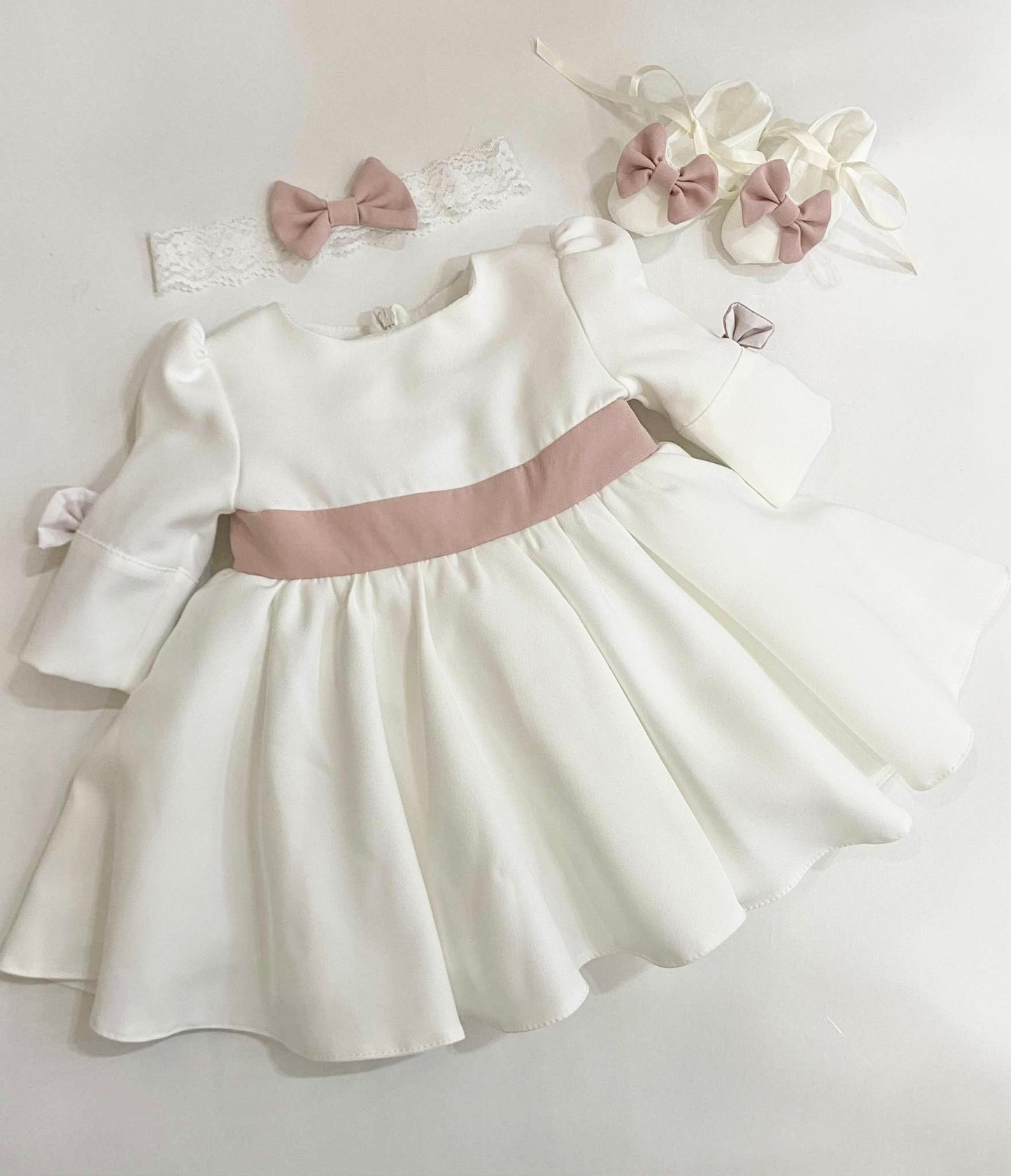 Set rochita si accesorii Cyrus