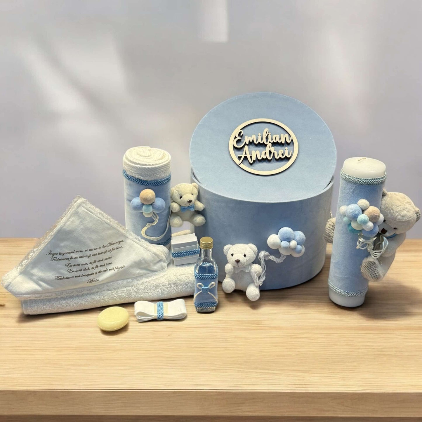 Cufar, trusou si lumanare