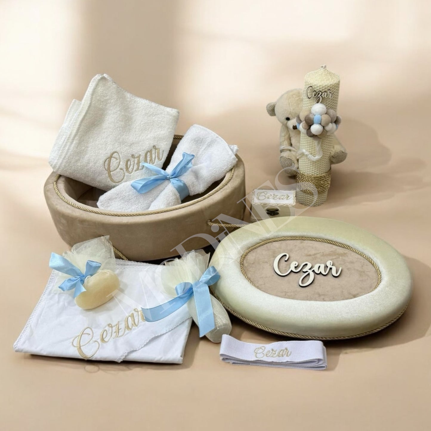 Cufar, trusou si lumanare botez baieti fete bleu bej crem ursulet