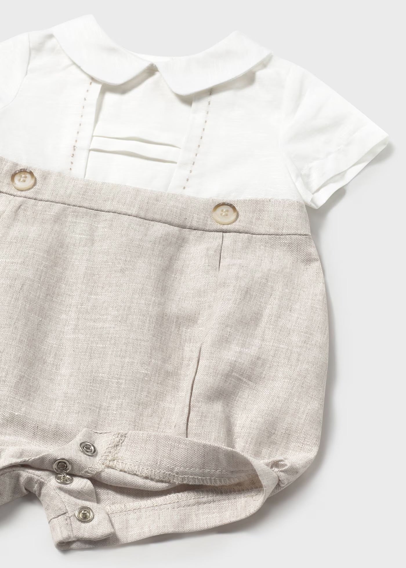 Costumas ceremonie nou-nascut Mayoral