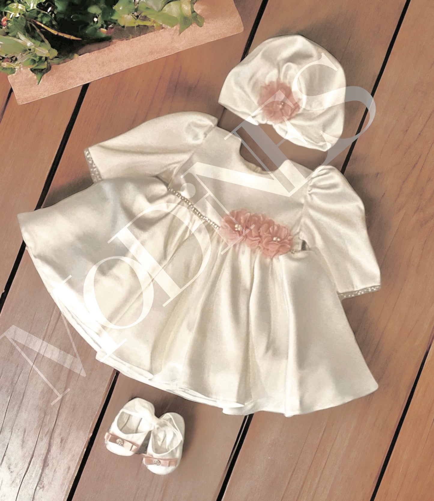 Set rochita si accesorii Silkya