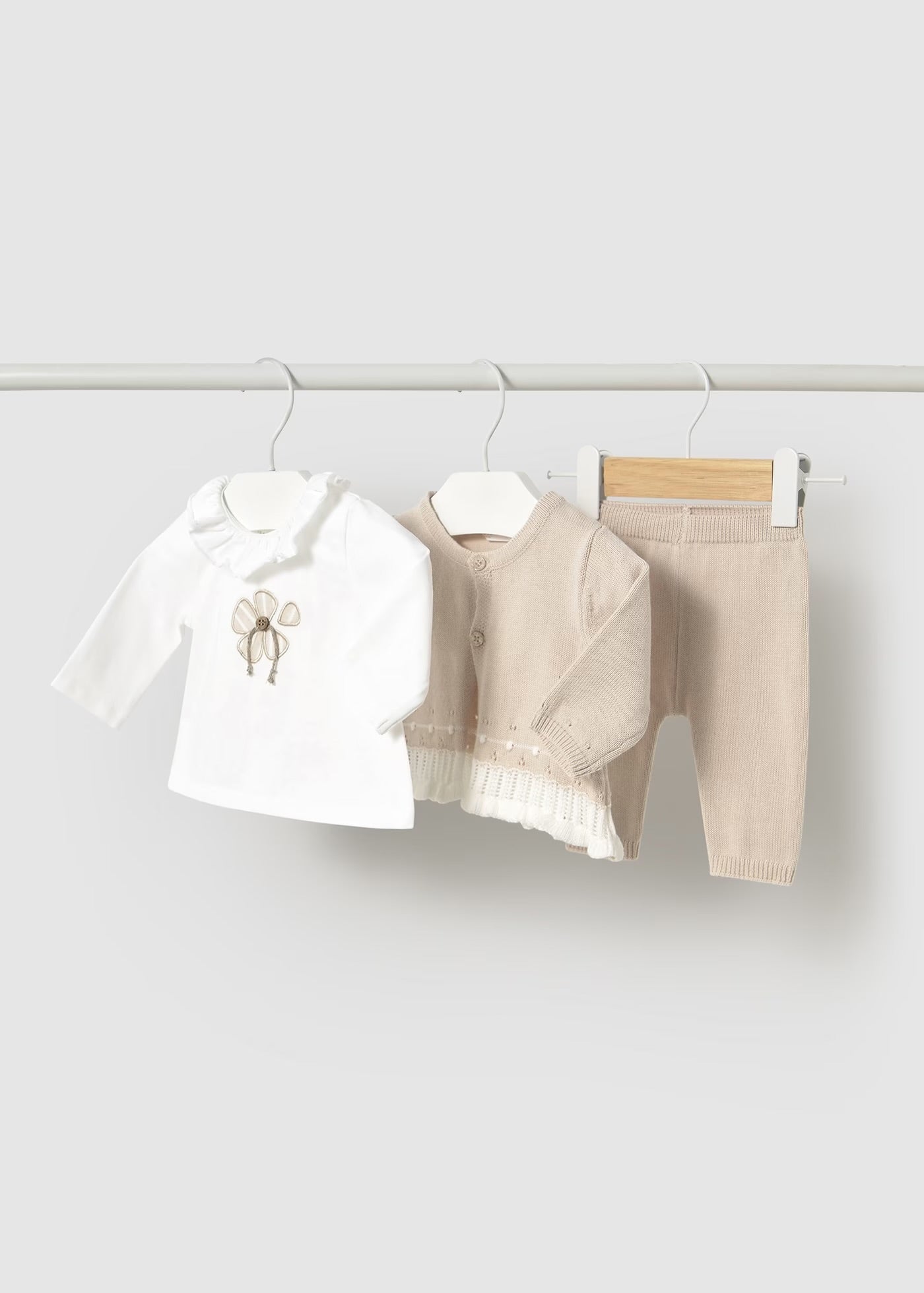 Set 3 piese tricot nou-nascut Mayoral
