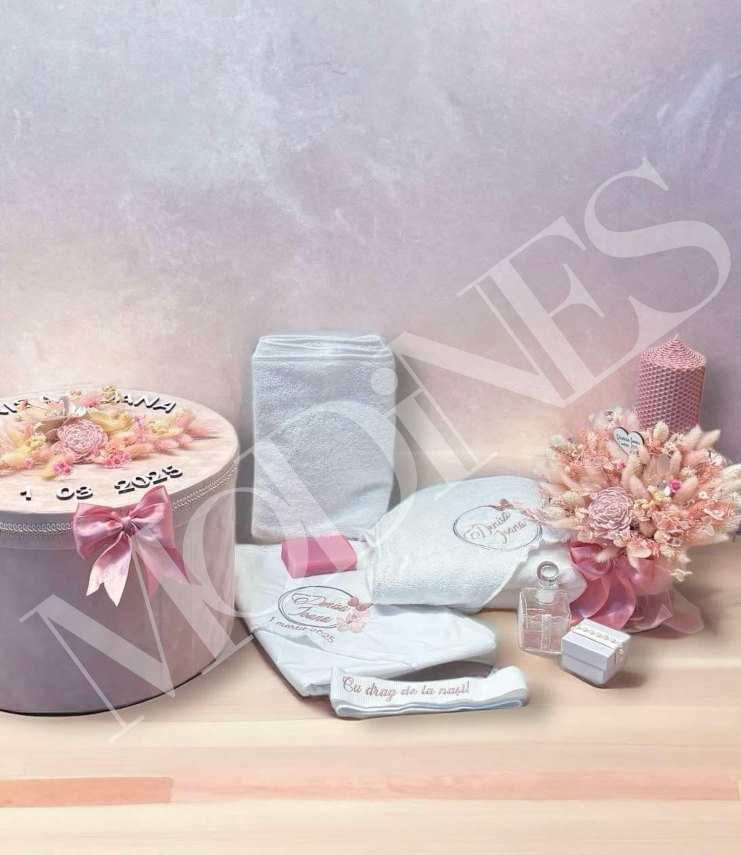 Cufar, trusou si lumanare