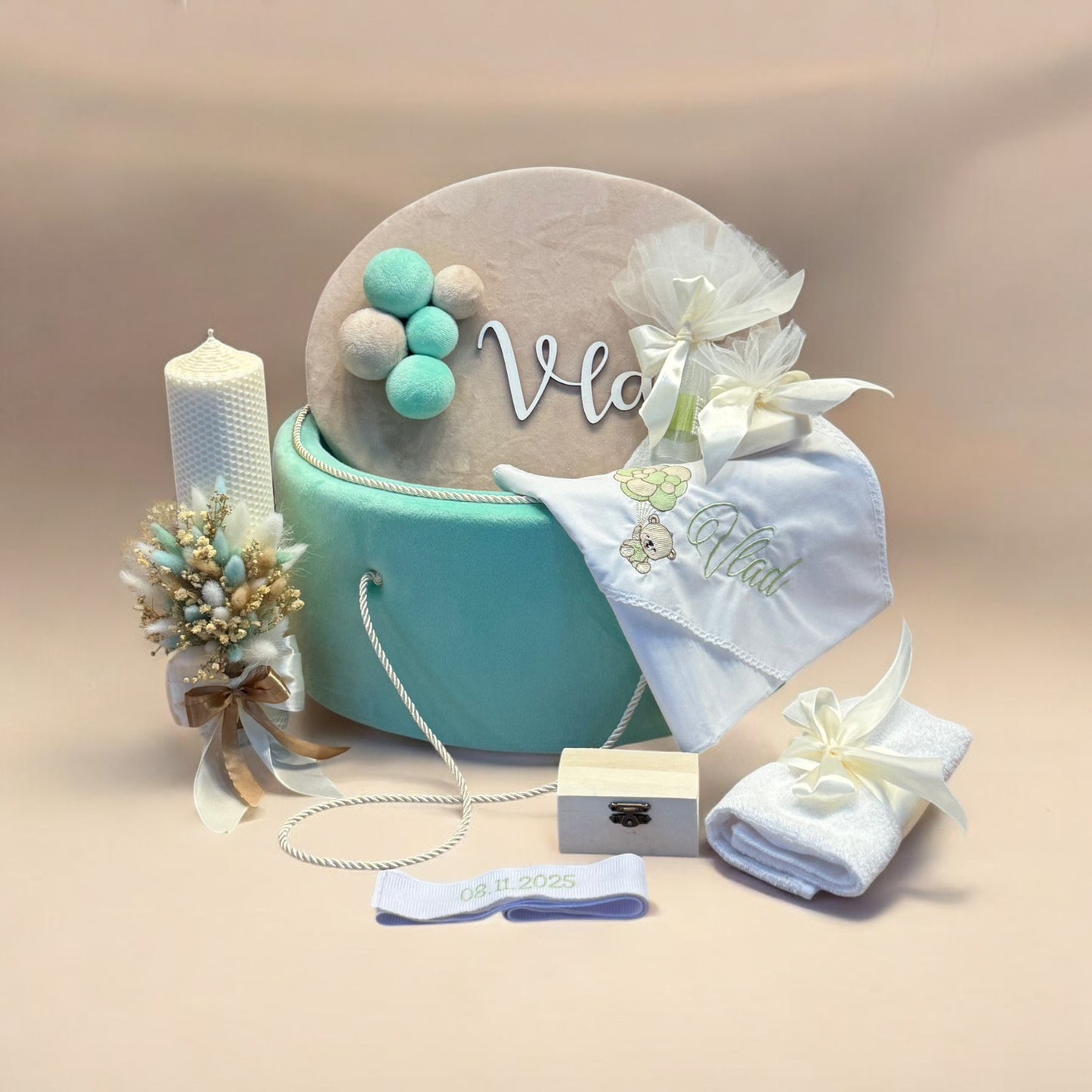 Cufar, trusou si lumanare Vlad