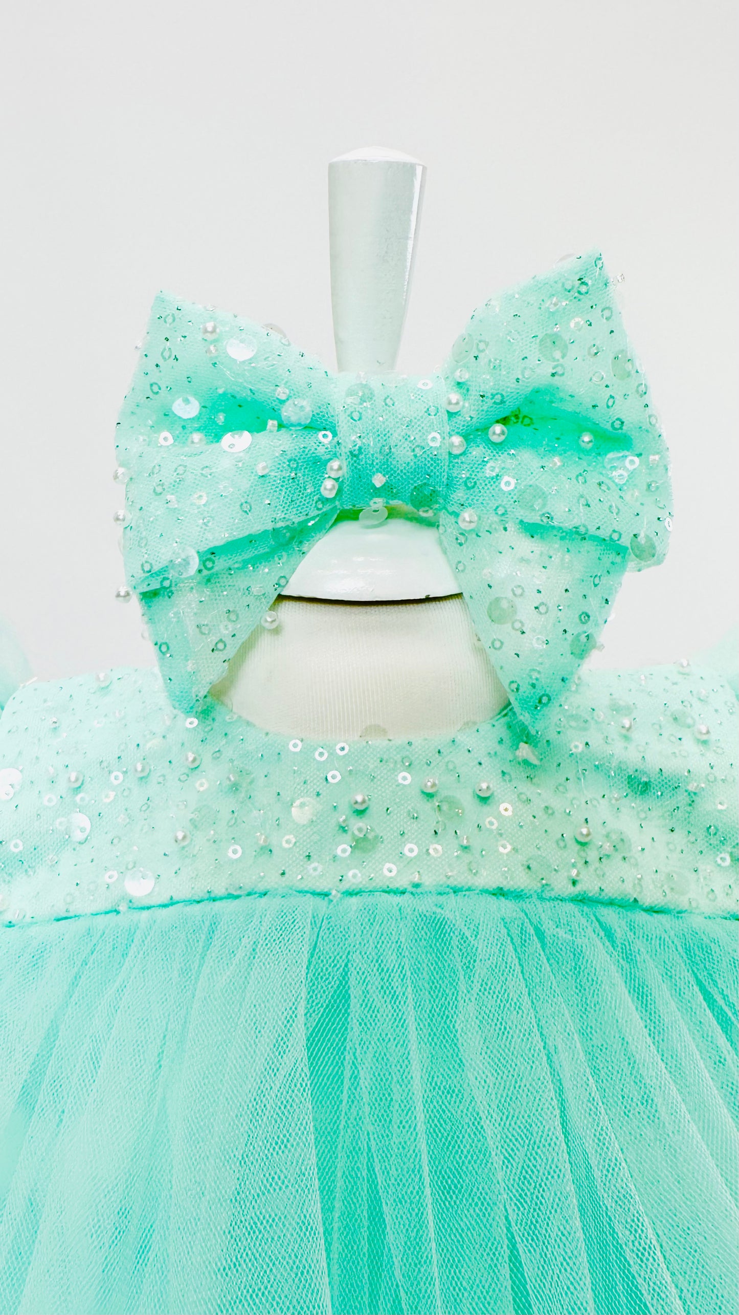 Set rochie si accesoriu din gama Luxury