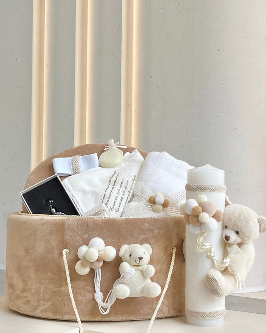 Cufar, lumanare si trusou botez personalizat Brownie Bear