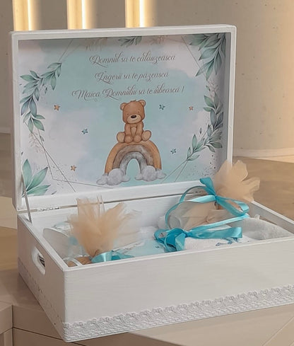 Cufar din lemn si trusou personalizat pentru botez