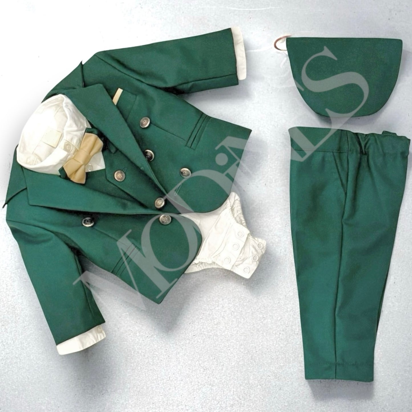 Costum 6 piese