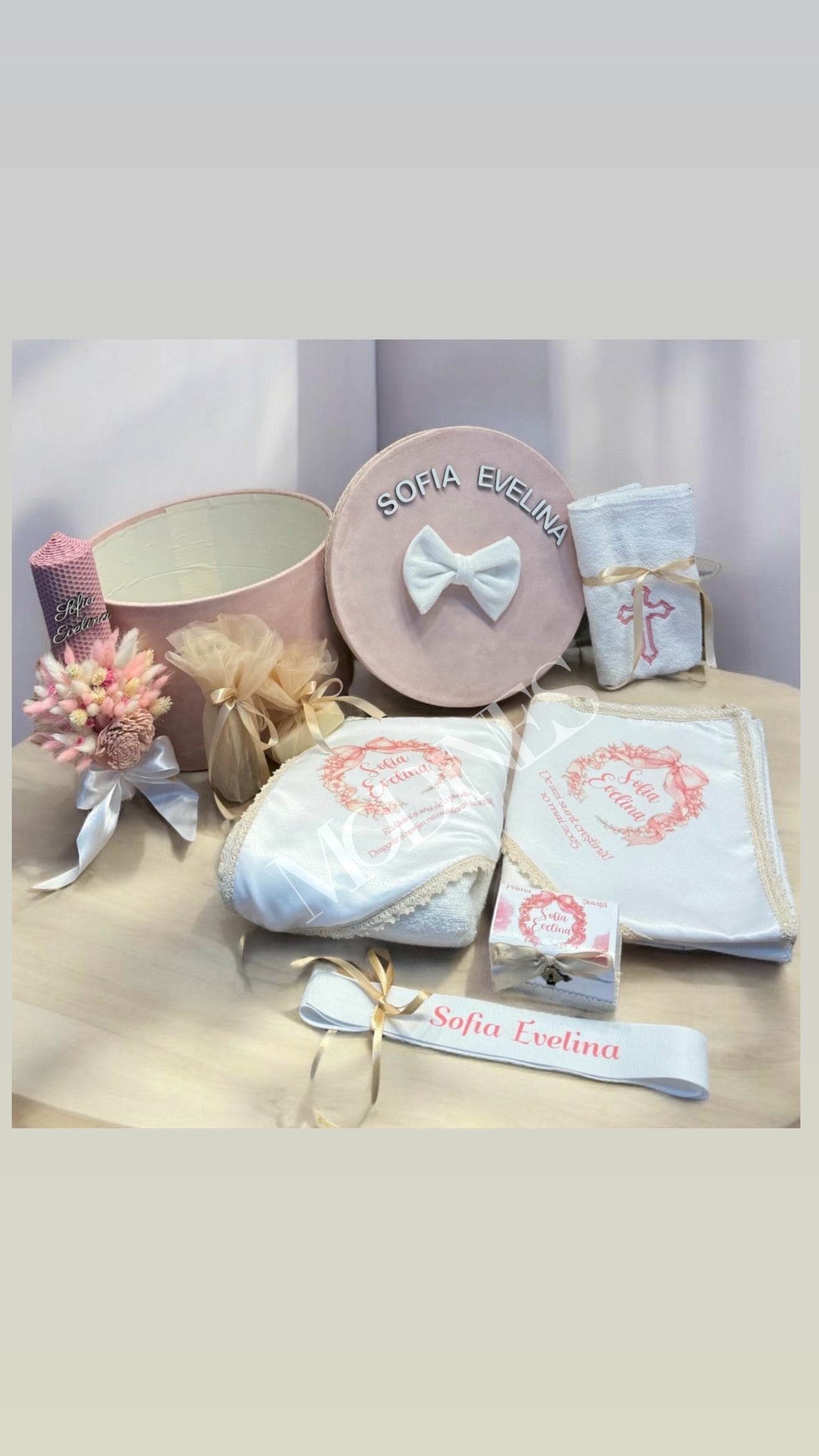 Cufar , trusou si pumanare botez personalizat fete