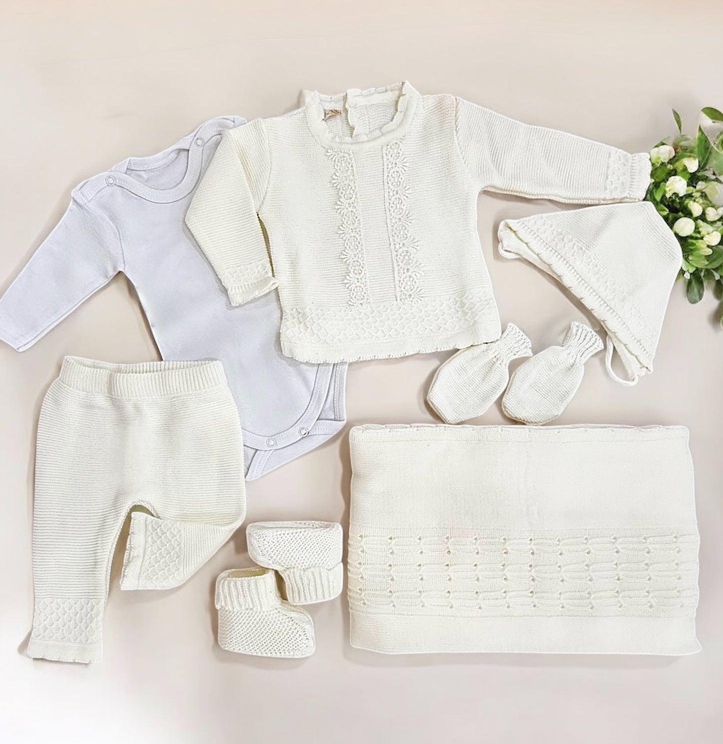 Set tricotat 7 piese