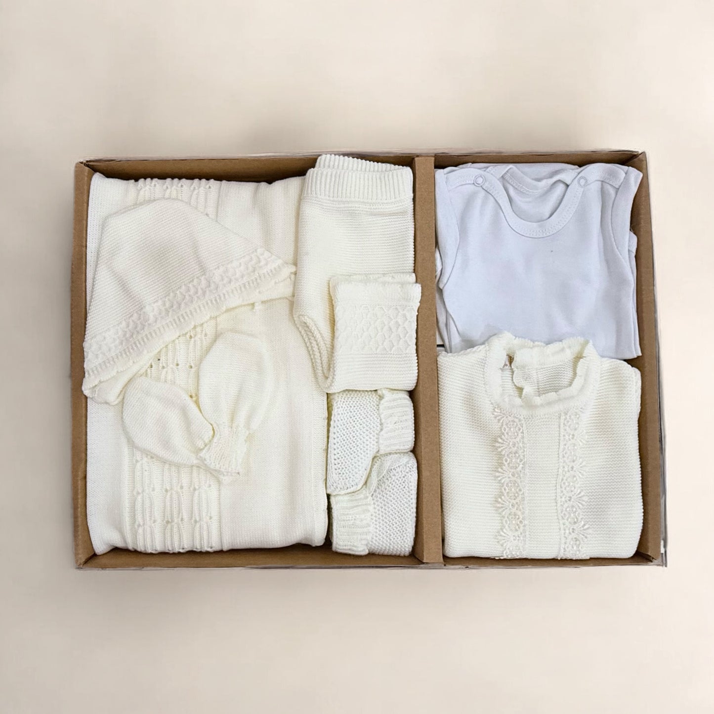 Set tricotat 7 piese