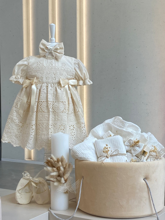 set botez fetita
trusou botez complet personalizat
rochita botez fetita
lumanare ceara naturala botez
cufar catifea botez
set botez ivory
botez elegant fetita
botez fetita 2025